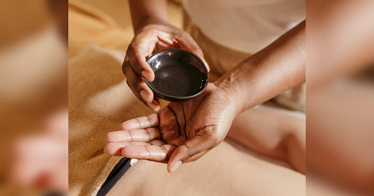 Diferença Entre Massagem Nuru, Tântrica e Erótica